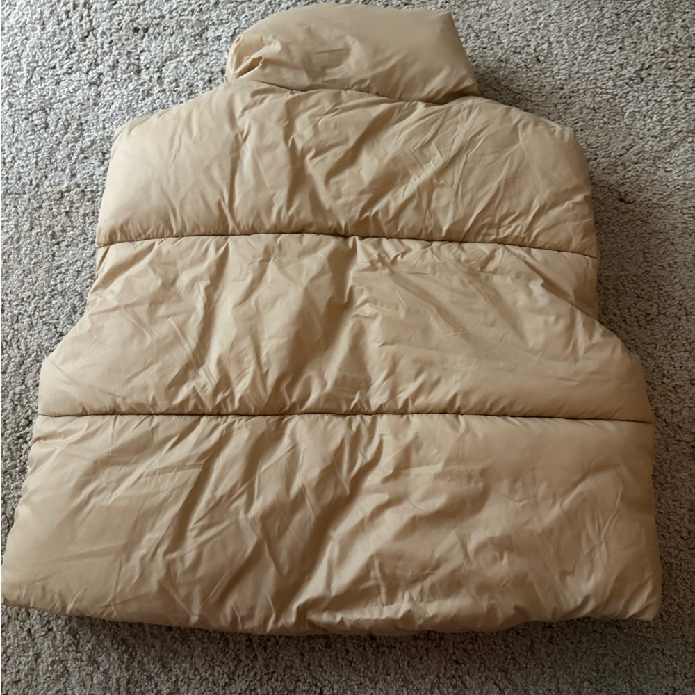 Amazon cropped Women's Puffer Jacket - Tan